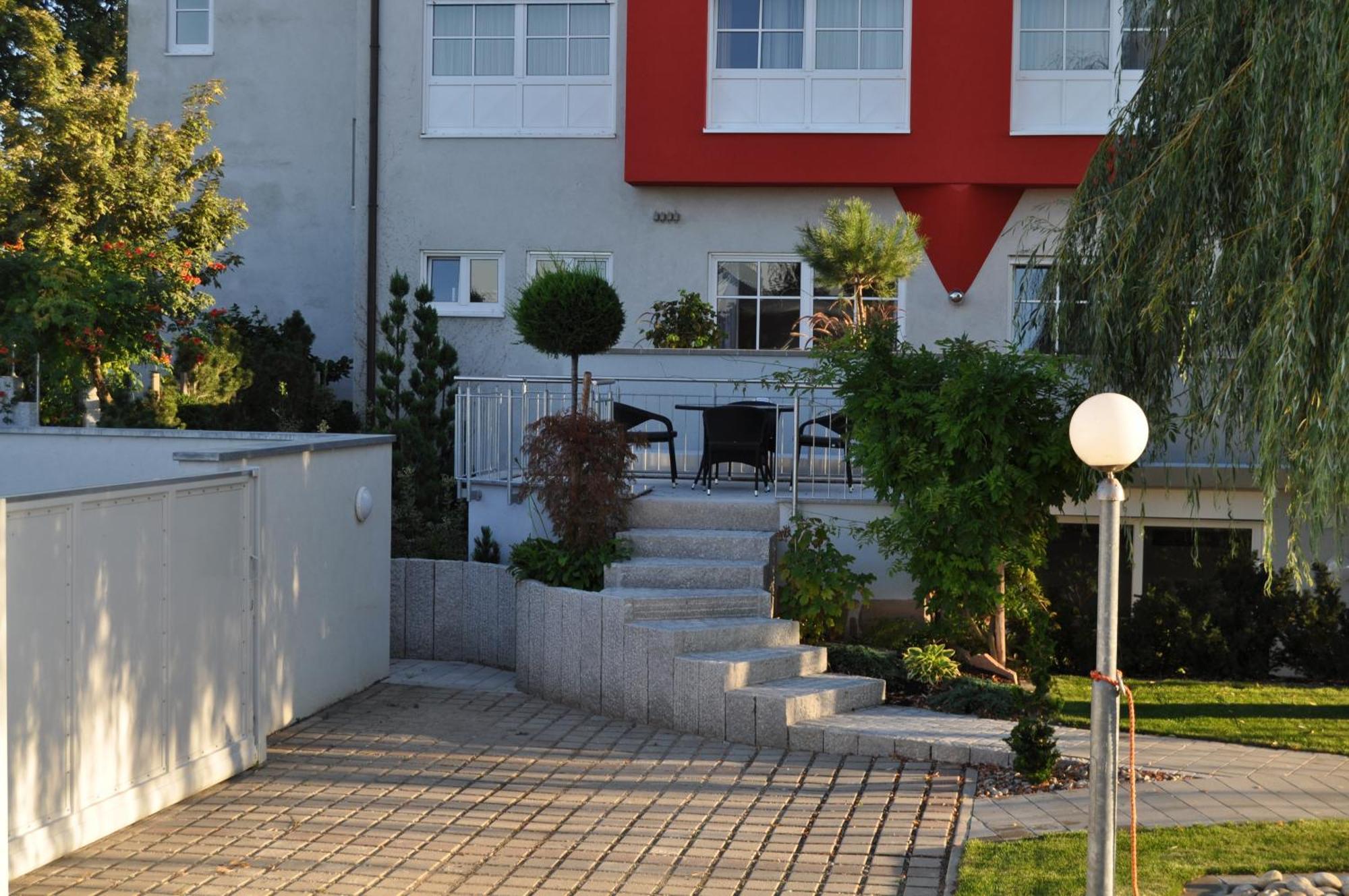 Kirchers Park & Wellnesshotel Kaiserstuhl Garni Endingen am Kaiserstuhl Extérieur photo